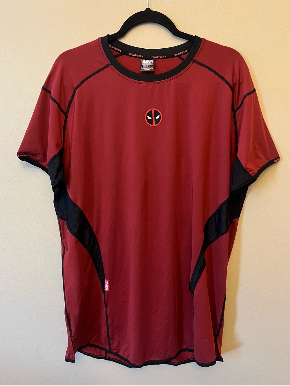 NWT SuperX Marvel Deadpool Performance Short Sleeve Men's Size XL Red Black